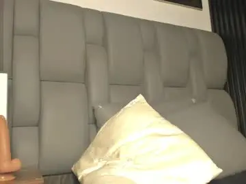 Chaturbate Live Sex Cam of noah_johes