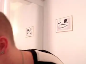 Chaturbate Live Sex Cam of alex__sweet