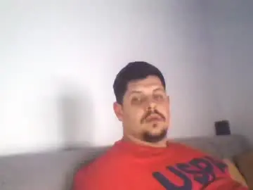 Chaturbate Best Webcam of famousboy1