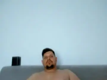 Chaturbate Live Porn of famousboy1