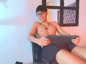 Chaturbate Adult Webcam of lenny_knox2
