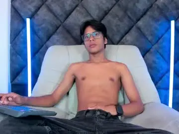 Chaturbate Nude Webcam of liamkron