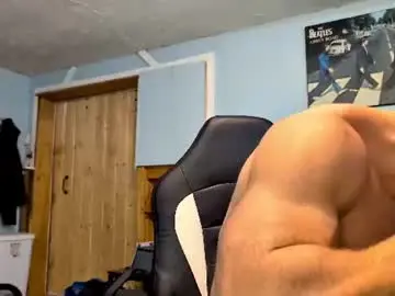 Chaturbate Best Webcam of pizza_biceps