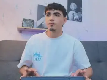 Chaturbate Live Porn of allexserrano