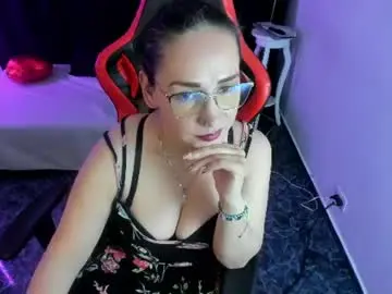 Chaturbate Best live sex cam show of camila_bj
