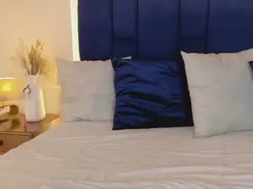 Chaturbate Live Sex Cam of chloe_wilson7