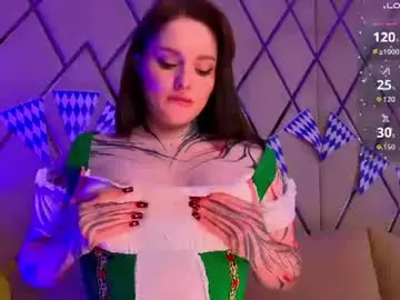 Chaturbate Live Sex Cam of emily_swainn