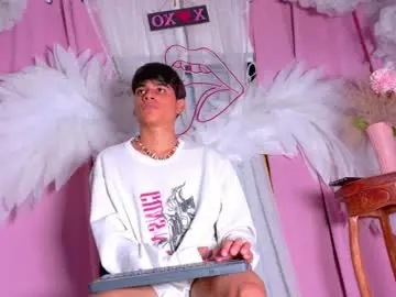 Chaturbate Adult Video Chat of gaze_dream