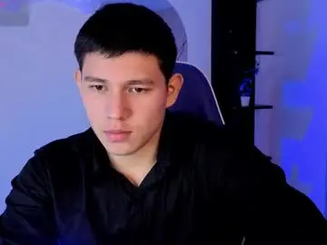 Chaturbate Free Porn Cam of james_cr