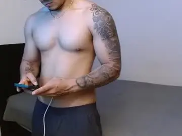 Chaturbate Live Porn of m1chaelx_
