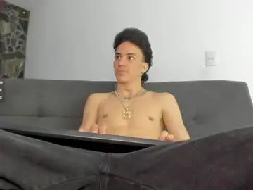 Chaturbate Live Porn of maxxx_bigcock