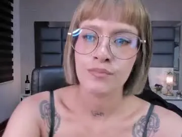 Chaturbate Private Sex Chat of mrs_regina_clk