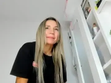 Chaturbate Sex Cam of ms_lunarose
