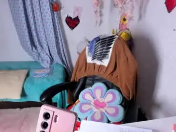 Chaturbate Live Sex Cam of emilycollei