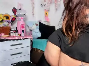 Chaturbate Free Porn Cam of emilycollei