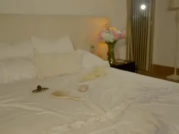 Chaturbate Sex Chat of nicolle_mitchelle