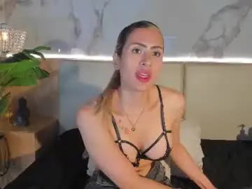 Chaturbate Live Porn of sienna_belluccii