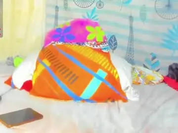 Chaturbate Free Porn Cam of yonnsol_avril
