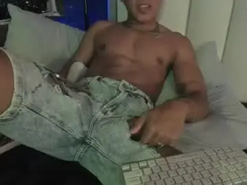 Chaturbate Live Sex Cam of jack_castell
