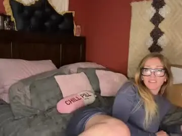 Chaturbate Live Sex Cam of milf4everjenna
