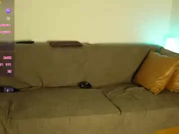Chaturbate Live Sex Cam of steevemuscle