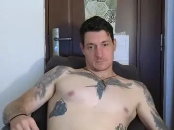 Chaturbate Adult Webcam of tattooedhunk_