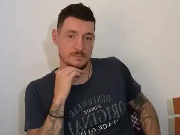 Chaturbate Best Webcam of tattooedhunk_