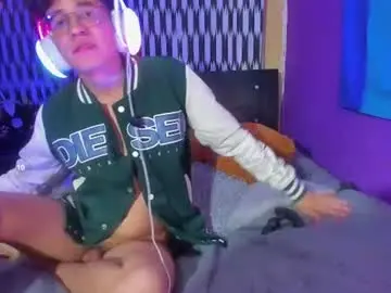 Chaturbate Free Live Porn of angelito18_twink