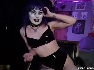 Chaturbate Live Sex Cam of gwengraham
