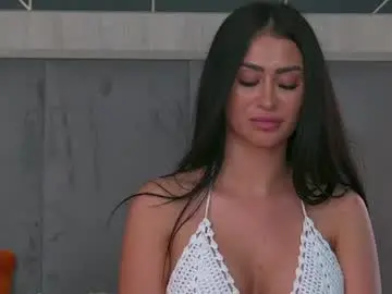 Chaturbate Watch Live Sex Cams of emylaveau