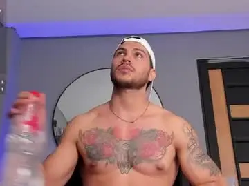 Chaturbate Free Live Porn of camilohotxx__
