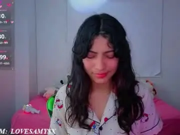 Chaturbate Live Porn of helia_n_amy