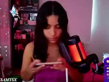 Chaturbate Sex Chat of helia_n_amy