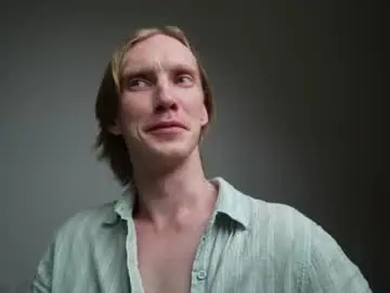 Chaturbate Watch Live Sex Cams of j_akira13