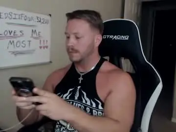 Chaturbate Live Sex Cam of player2pawns