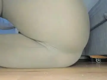 Chaturbate Adult Webcam of wet_pants2022
