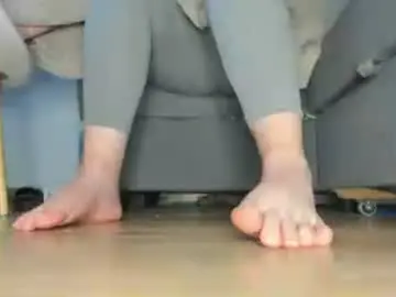 Chaturbate Free Live Porn of wet_pants2022