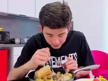 Chaturbate Watch Live Sex Cams of jonhy_merlin