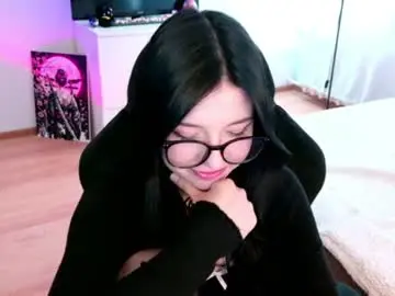 Chaturbate Live Sex Cam of azaliya_haze