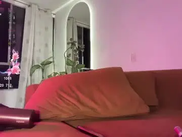 Chaturbate Free Porn Cam of bloomingbella