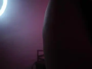 Chaturbate Free Porn Cam of ginger_hugs