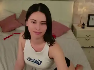 Chaturbate Adult Webcams of lunaa_baby_girl
