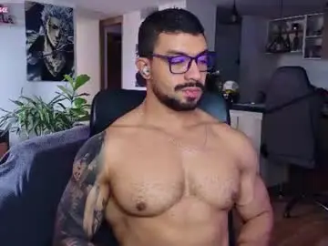 Chaturbate Best live sex cam show of peterjack7