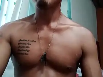 Chaturbate Best live sex cam show of yra2358