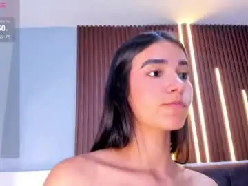 Chaturbate Watch Live Sex Cams of emma_doll7