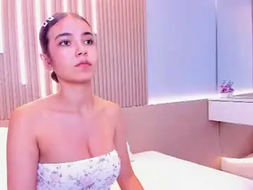 Chaturbate Live Porn of emma_doll7