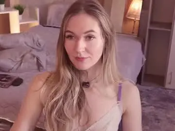 Chaturbate Sex Cam of hello_lisha