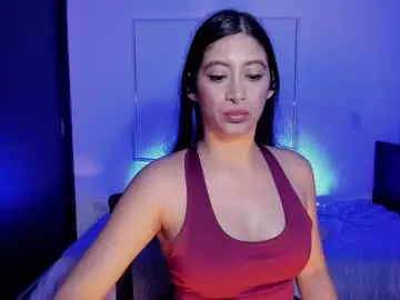 Chaturbate Nude Webcam of aandreamartinez1