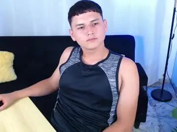 Chaturbate Live Sex of estebancum18