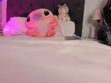 Chaturbate Free Live Porn of evelynhoward23